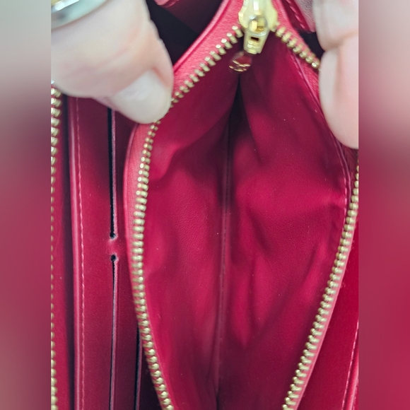 Louis Vuitton Vernis Red Wallet - Picture 7 of 10